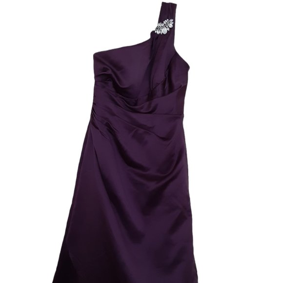 David's Bridal One Shoulder Plum Bridesmaid Dress - Picture 1 of 12